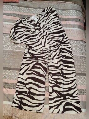 Zebra Print Wide-Leg Pants And Blouse - Brown & Cream